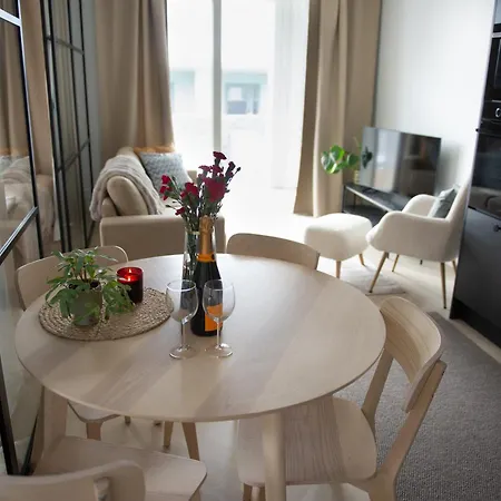 Neliapila Charm Lägenhet Karleby